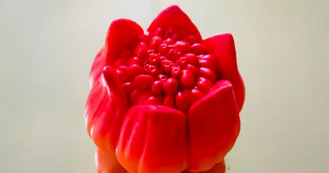 Picture of a pink-flower-shaped candle